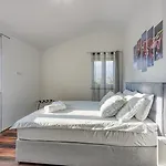 Perla Villa *