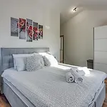 Perla Villa