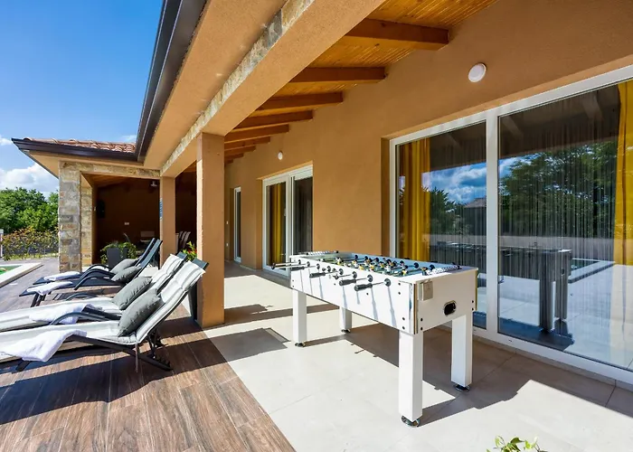 Perla Villa