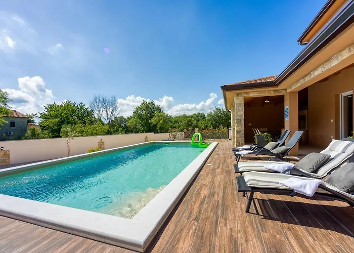 Perla Villa