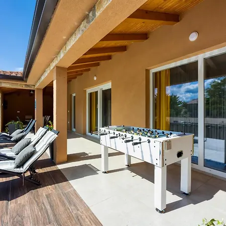 Perla Villa